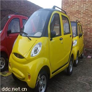  知影四门四座四轮电动汽车